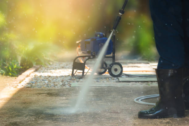 Best Patio and Deck Pressure Washing  in Fairfield, IA